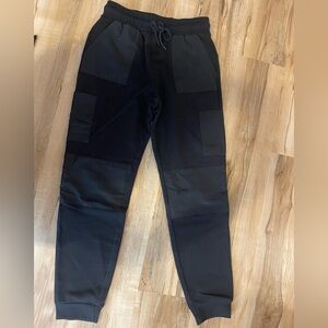ALO Yoga Black Cargo Joggers
